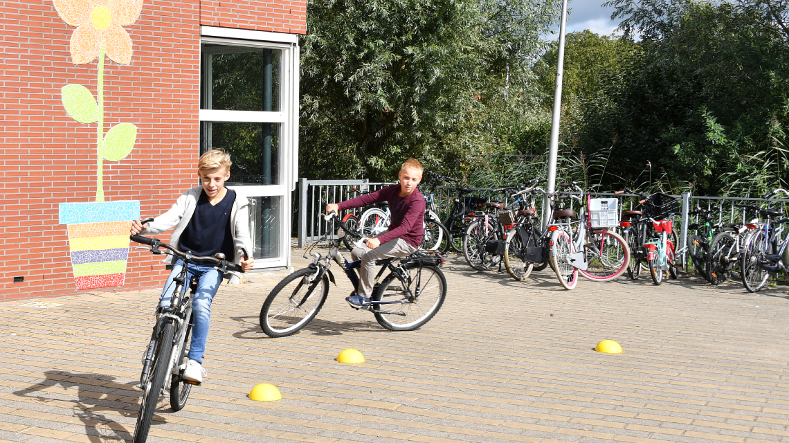 Afbeelding lespakket Verkeerskunsten groep 3 en 4 - fietskunsten les 1